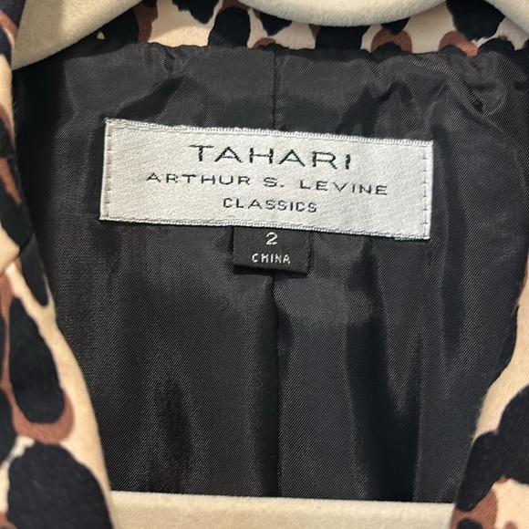 Tahari jacket - Picture 3 of 6